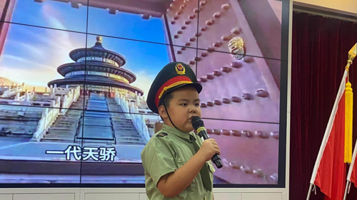 旗帜小记者走进安立军休所：以青春之声致敬建军伟业 用红色实践传承初心使命(图4)