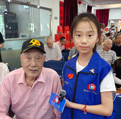 旗帜小记者走进安立军休所：以青春之声致敬建军伟业 用红色实践传承初心使命(图6)