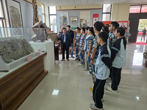 枣庄市二十九中到瑞琴艺术馆开展研学活动(图4)