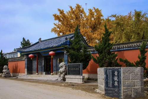 擦亮金色名片 锻造优良族风(图6)