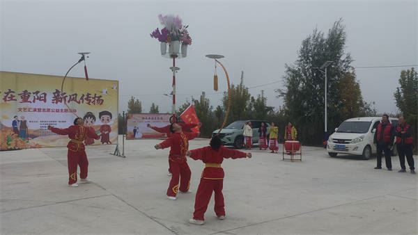 小张庄举办“爱在夕阳、新风传扬”文艺汇演，谱写乡风文明新篇章(图13)