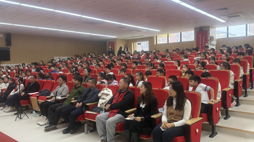 旗帜少年阅读名家进校园公益大讲堂在雄安长丰小学举办(图1)